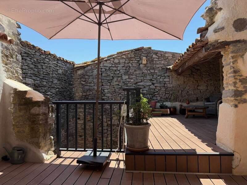 Maison de village avec patio et terrasse tropézienne – Siran (Minervois) - photo 13