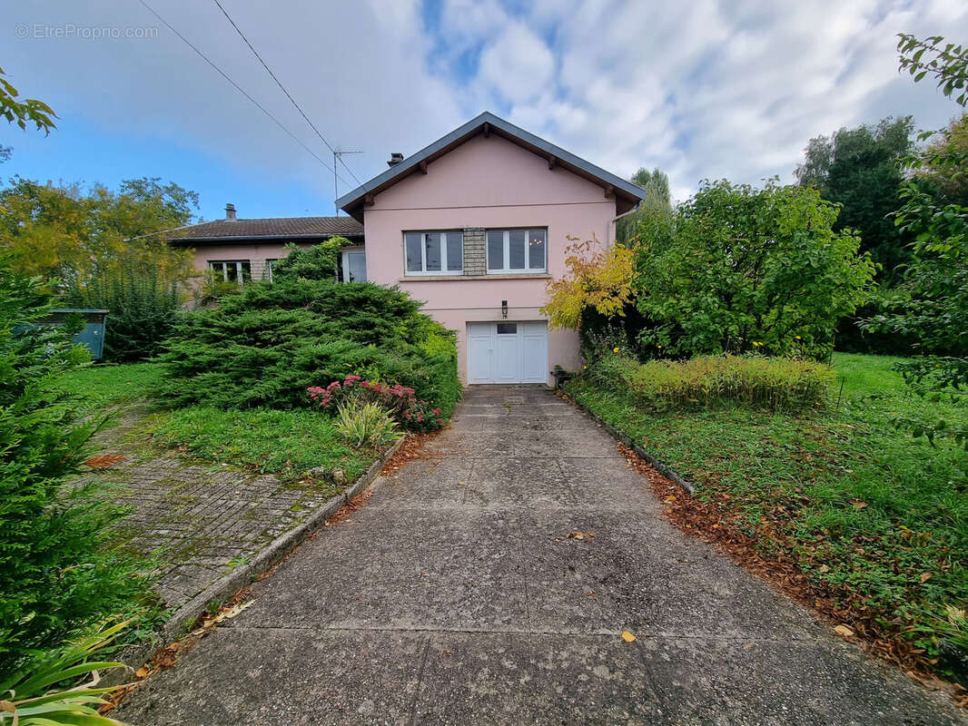 Maison à CHATEAU-SALINS
