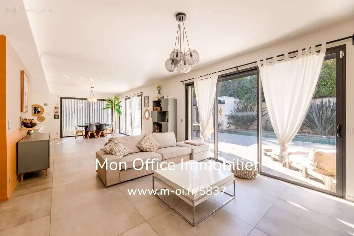 Référence : 6930-AUS - Maison contemporaine 4 chambres - piscine - Le Tholonet - photo 6