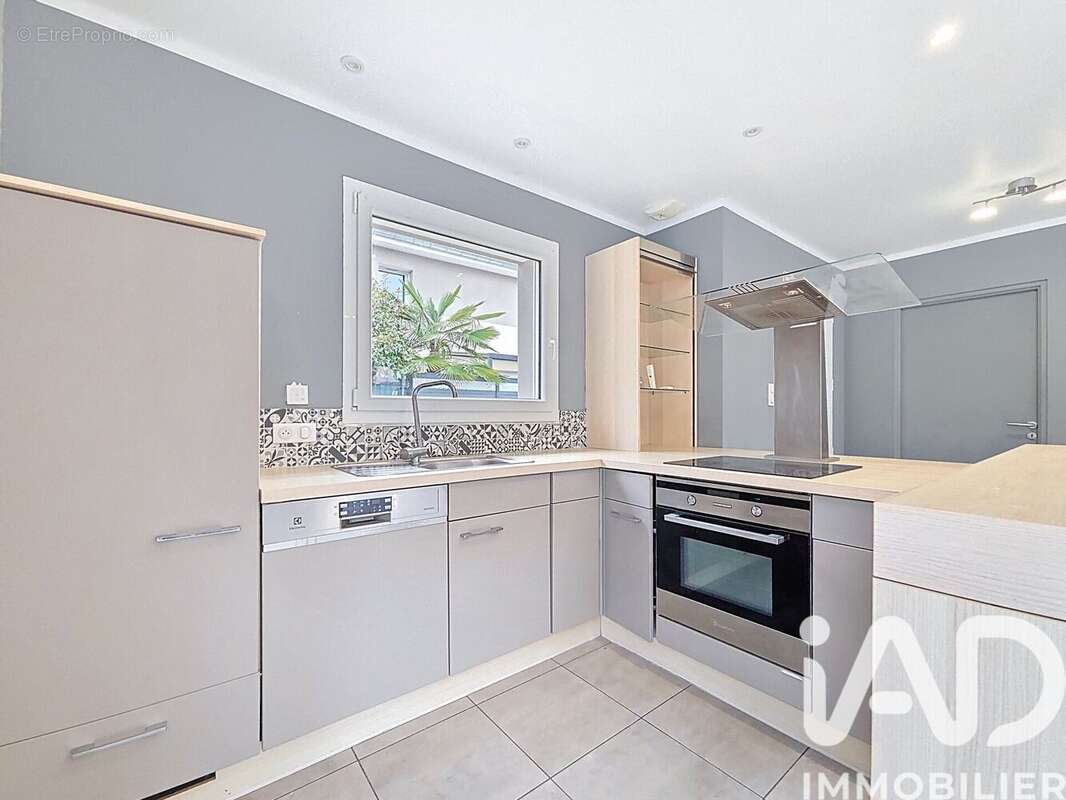 Photo 4 - Maison à ECOLE-VALENTIN