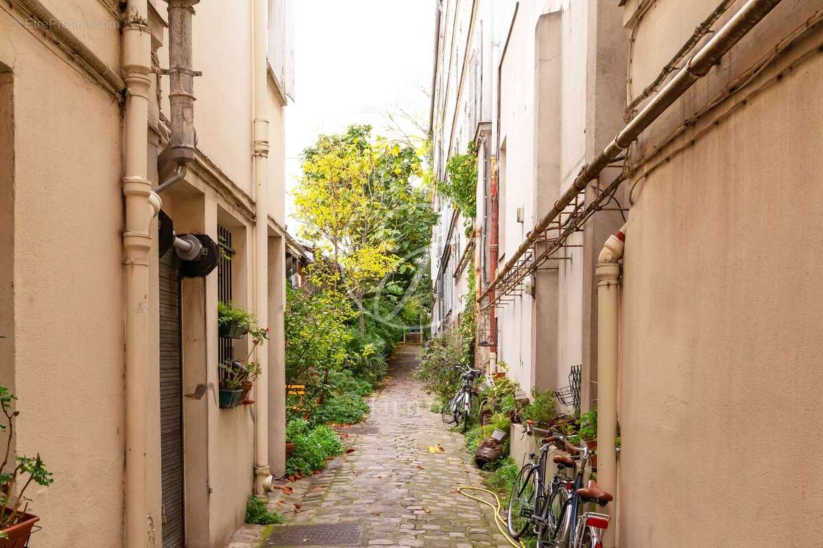 Appartement à PARIS-18E