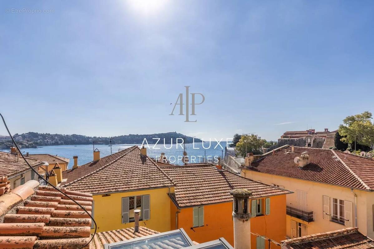 Appartement à VILLEFRANCHE-SUR-MER