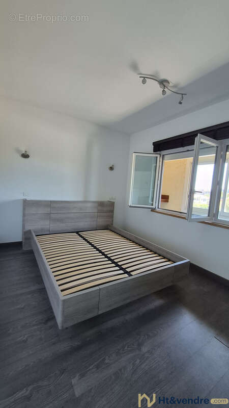 Appartement à HYERES