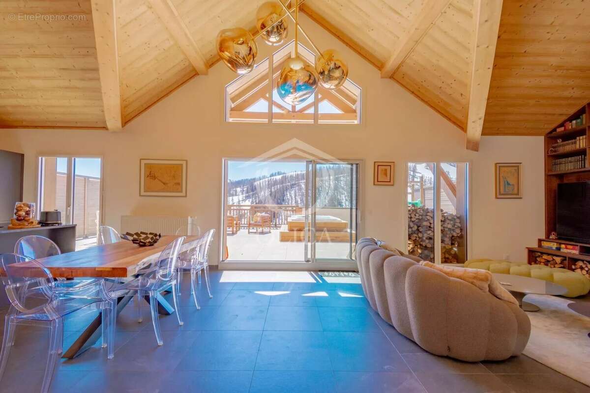 Appartement à DALUIS