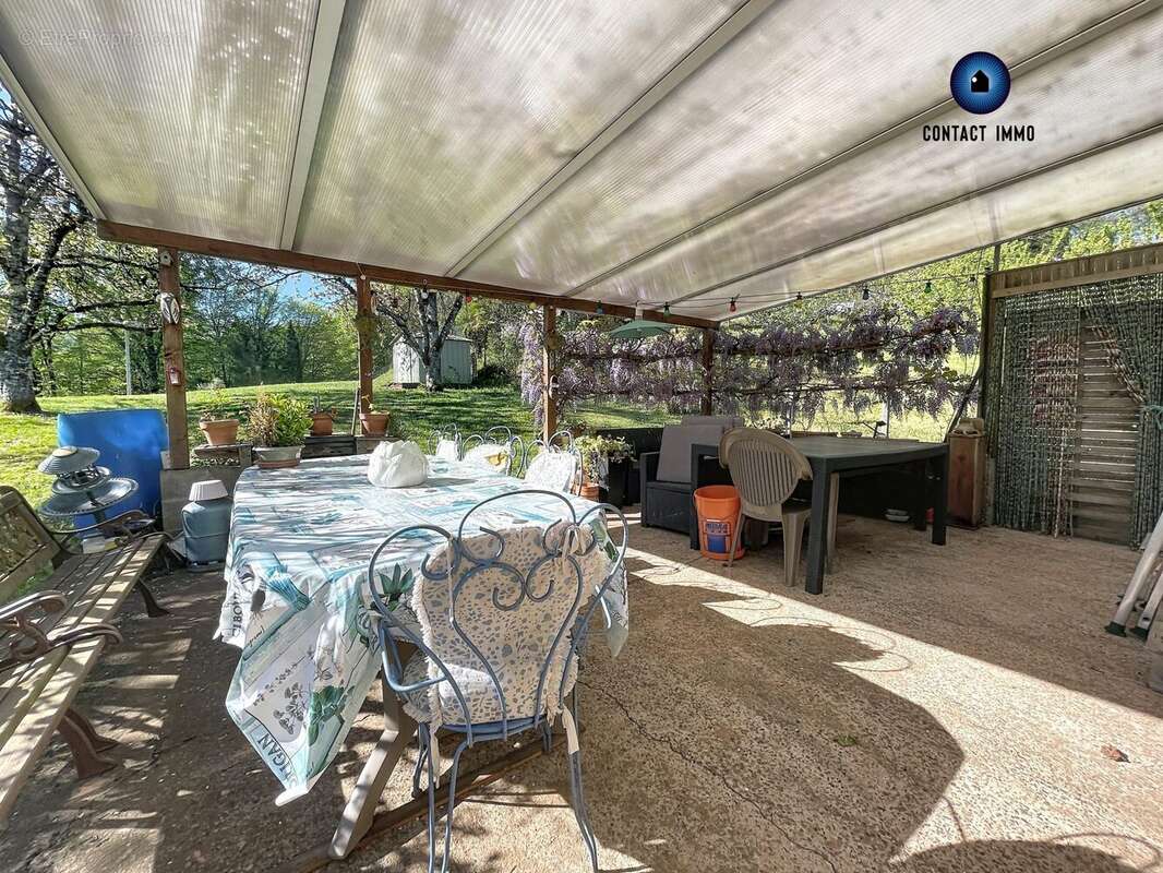 Maison 131 m² à Saint-Viance  - photo 7