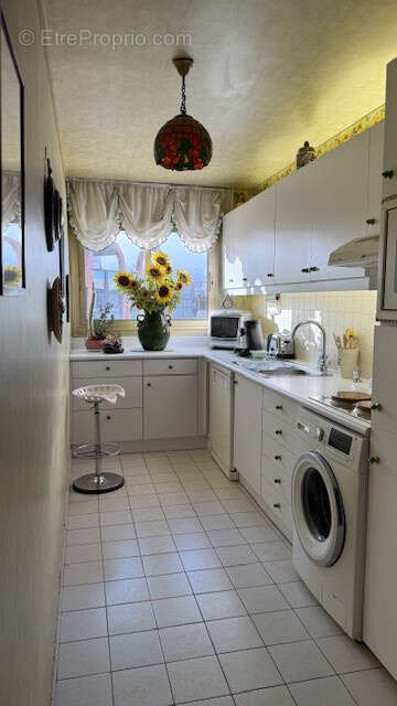 Appartement à LEVALLOIS-PERRET