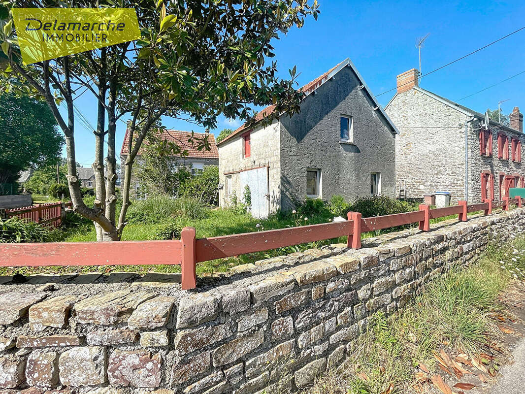 Maison à SAINT-SAUVEUR-LA-POMMERAYE
