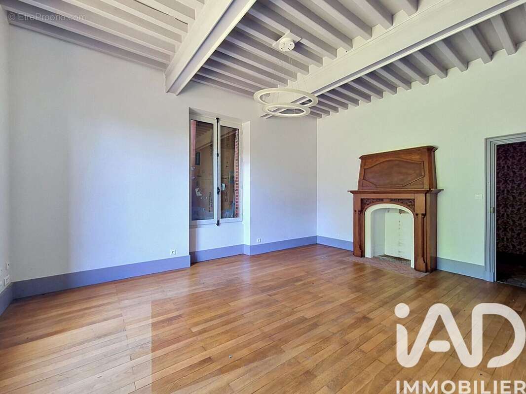 Maison 209 m² à Montbeugny  - photo 2