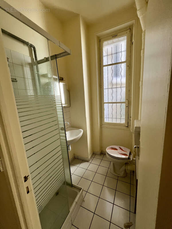 Appartement à PARIS-14E