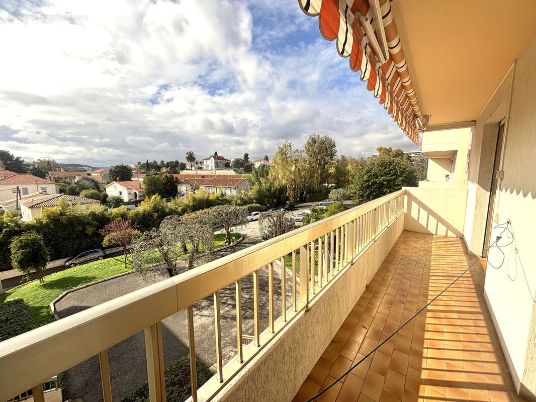Appartement à CAGNES-SUR-MER