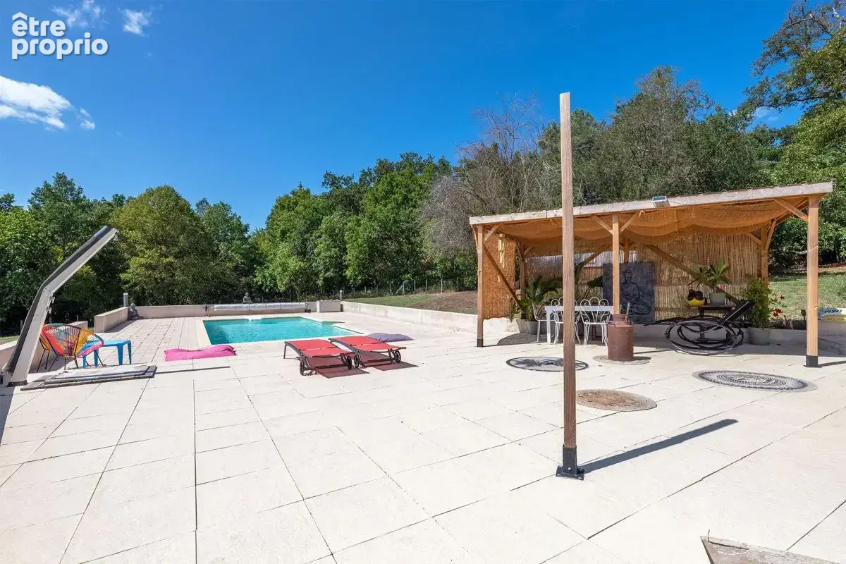 Propriété avec deux habitations sans voisin - photo 26