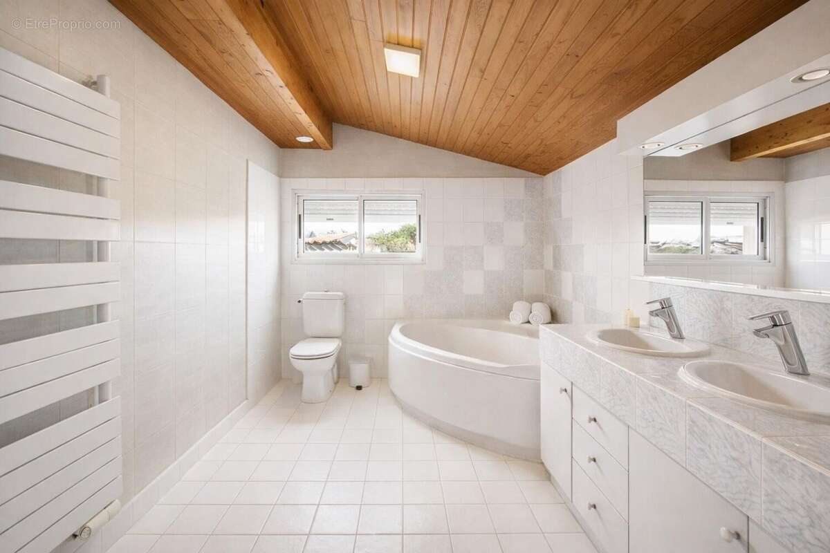 Photo 5 - Maison à SAINTES