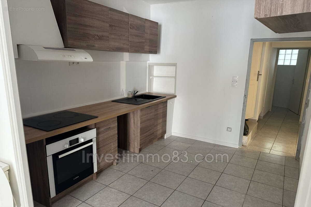 Appartement à BARJOLS