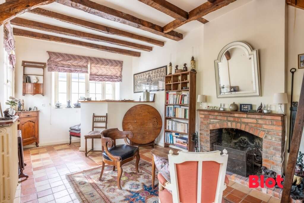 Maison à PIRE-SUR-SEICHE