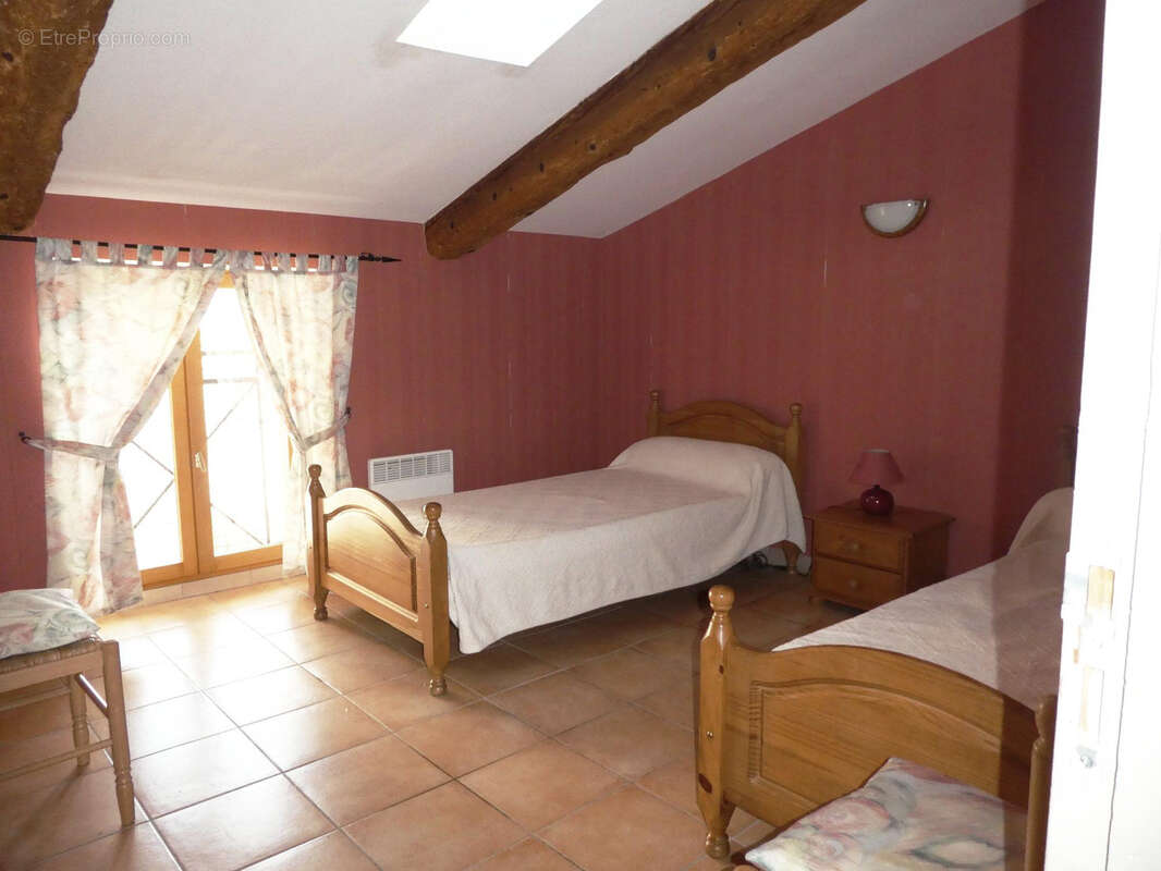 Maison à DUILHAC-SOUS-PEYREPERTUSE