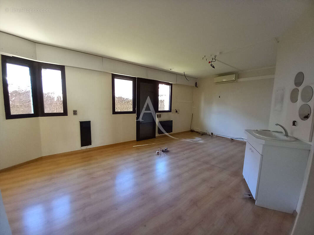 Maison à VILLENEUVE-DE-MARSAN