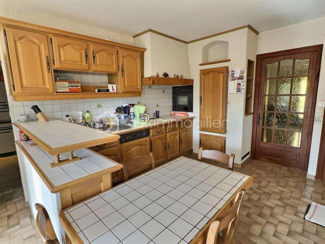 Maison à DOM-LE-MESNIL