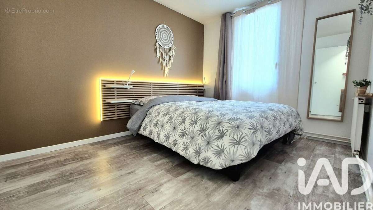 Photo 8 - Appartement à ROISSY-EN-BRIE