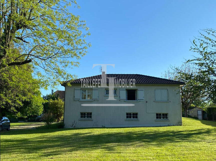 Maison à COULOUNIEIX-CHAMIERS