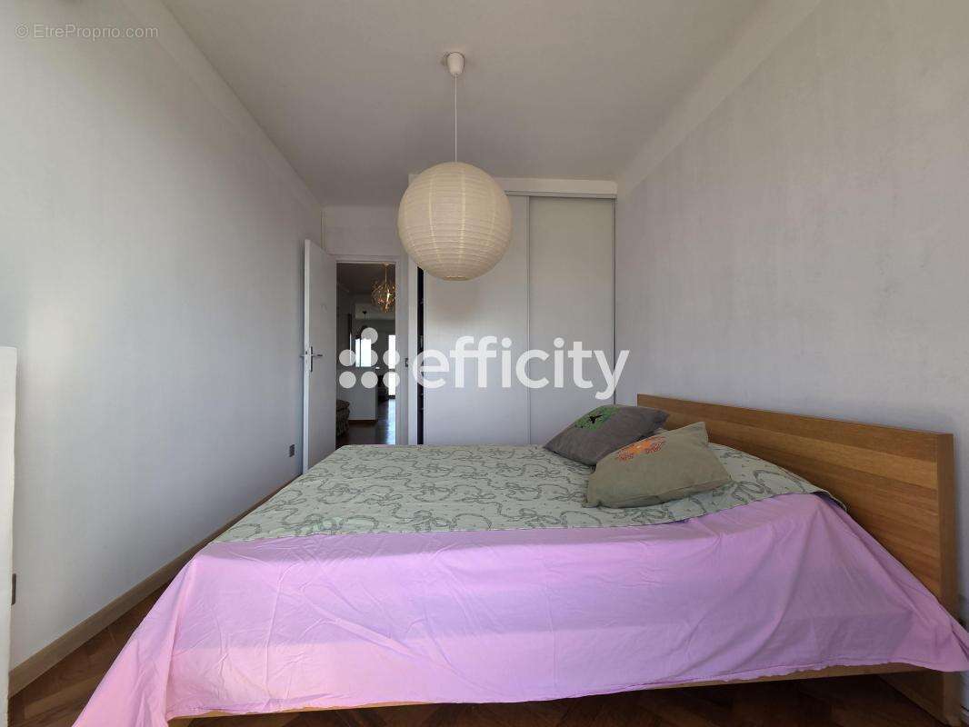 Appartement à MARSEILLE-10E