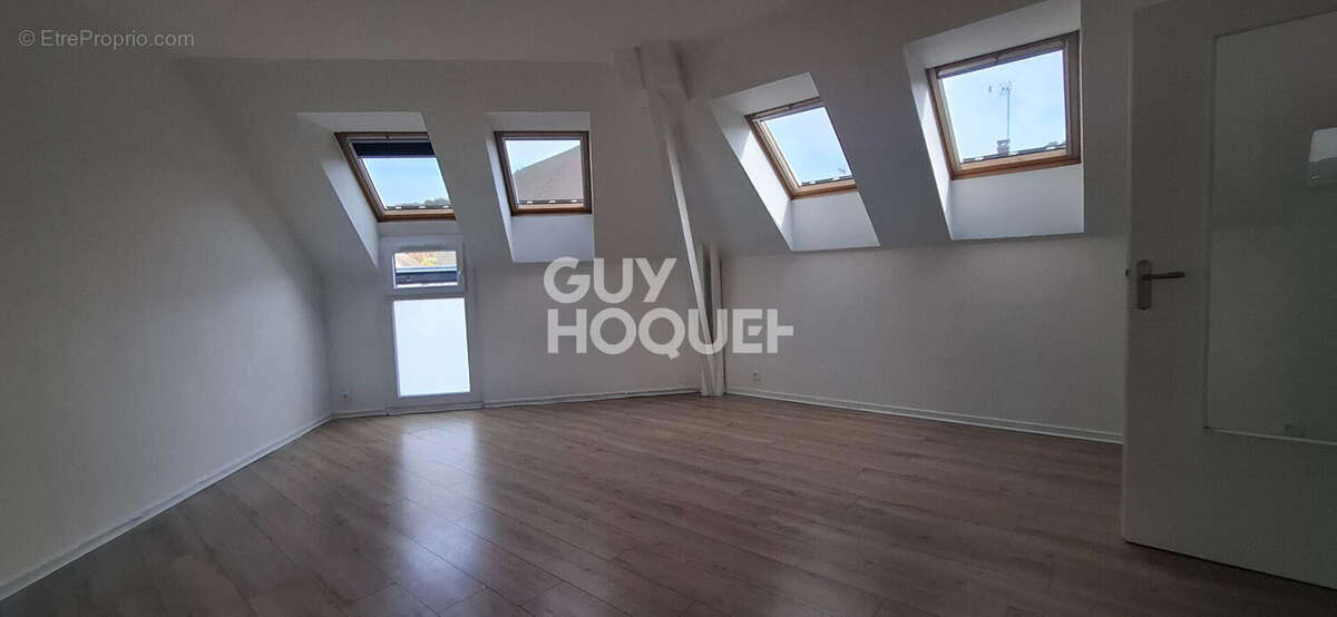 Appartement à AUBERGENVILLE