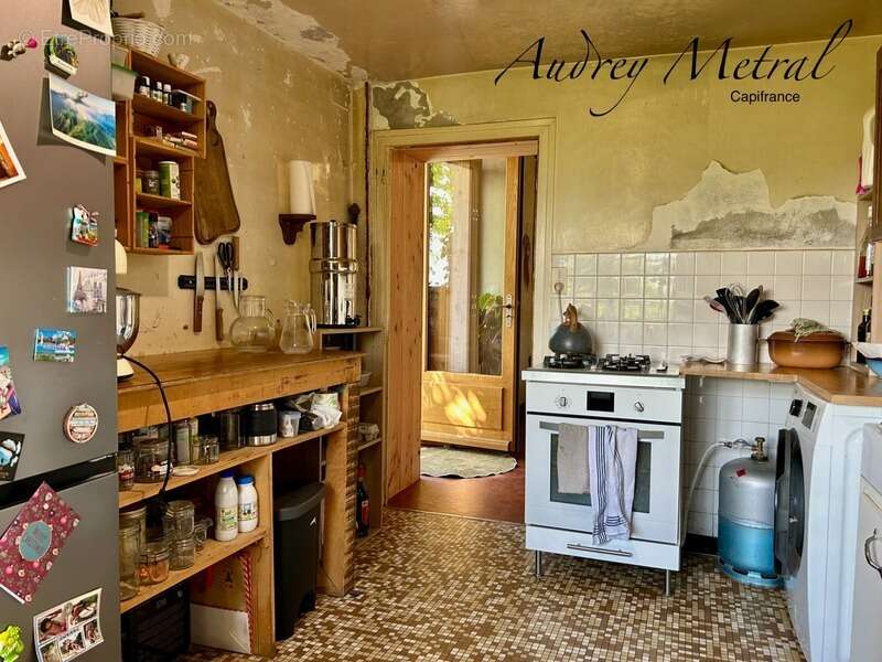 Maison individuelle à vendre à Ruffieux + Grange 200 m² + terrain + vue dégagée à 1h de Genève, 45 min d'Annecy et 30 min d'Aix- - photo 7