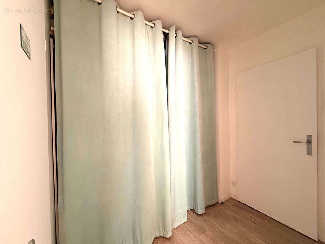 Appartement à BRIE-COMTE-ROBERT