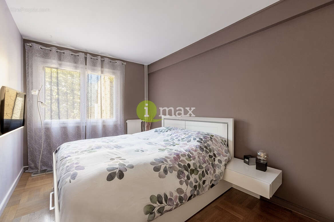 Appartement à CLICHY