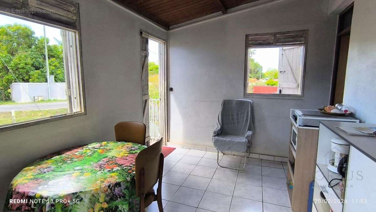 A VENDRE : maison T5 + T2 sur un terrain de 2000 m² - photo 13