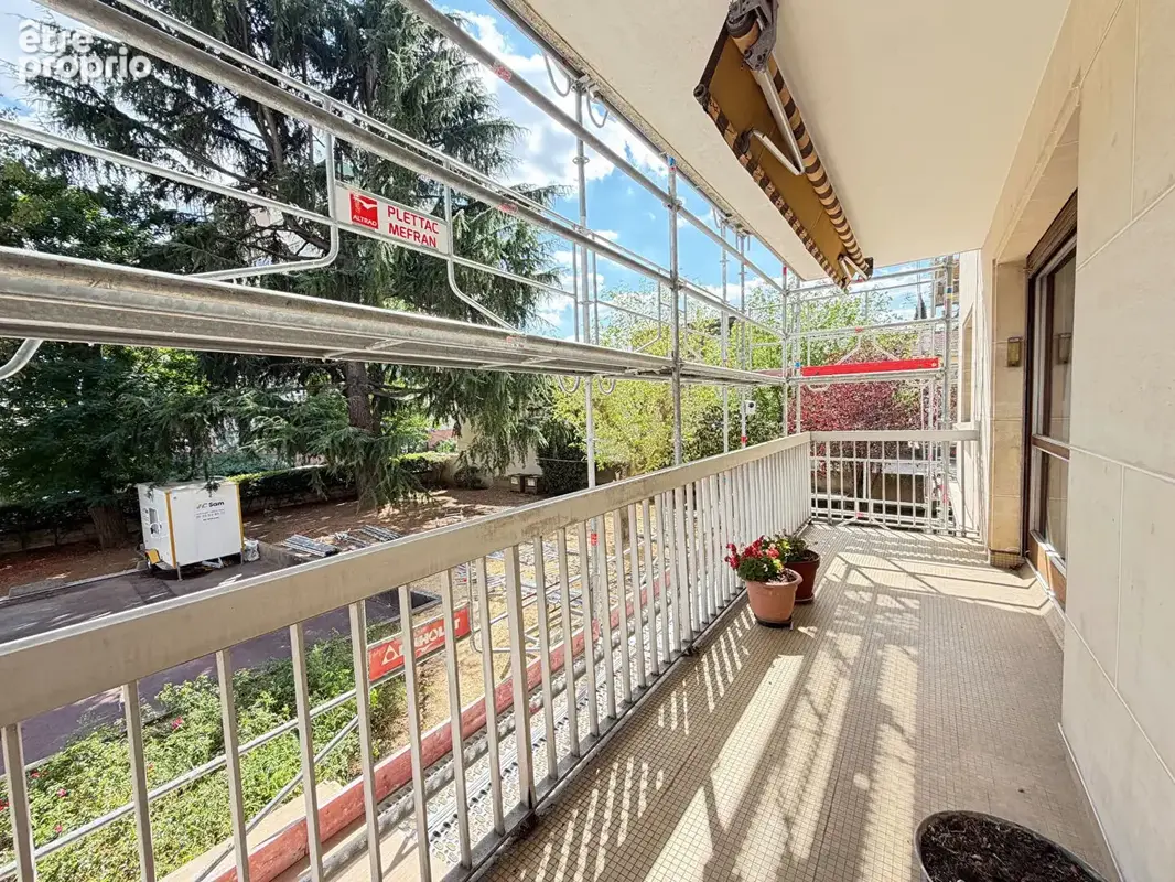 Villejuif centre F4 98 m² avec balcons - photo 3