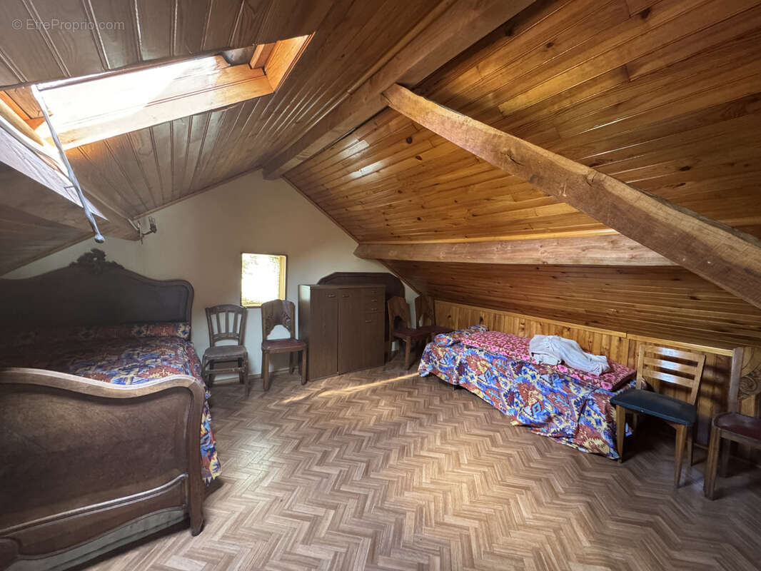 Maison à LAMAZIERE-HAUTE