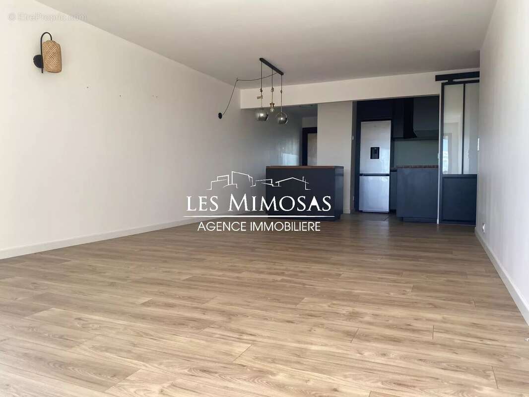 Appartement à FREJUS