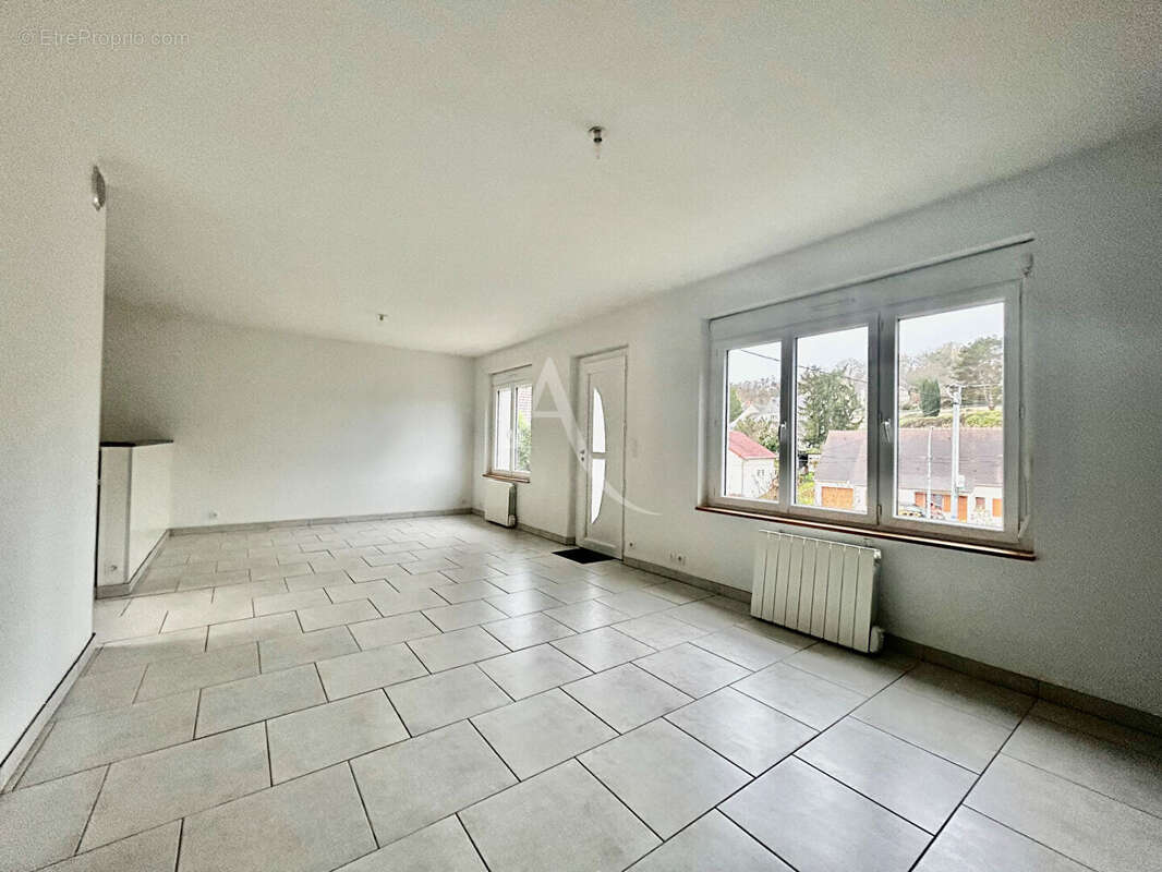 Maison à MONTRICHARD