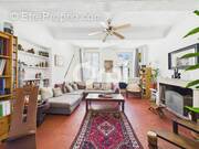 Appartement à TOURRETTES