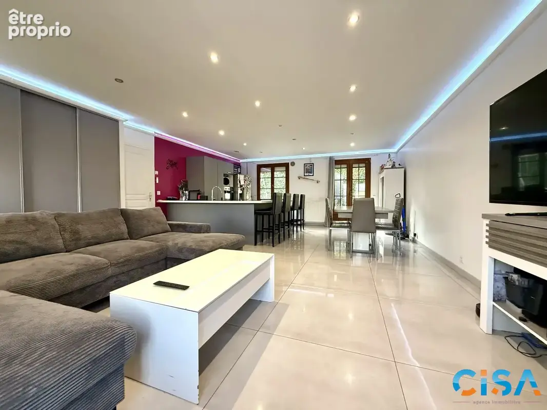 Maison 6 pièces 153 m² à vendre à Neuilly-En-Thelle (60530) - photo 2
