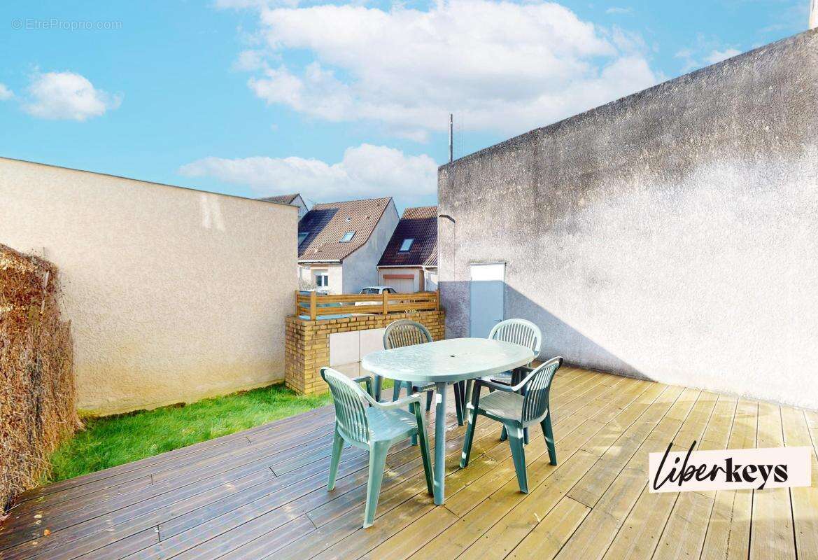 Appartement à PLAISIR