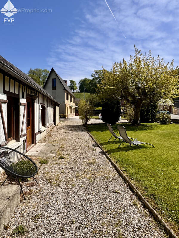 Maison à SAINT-PIERRE-LE-VIEUX