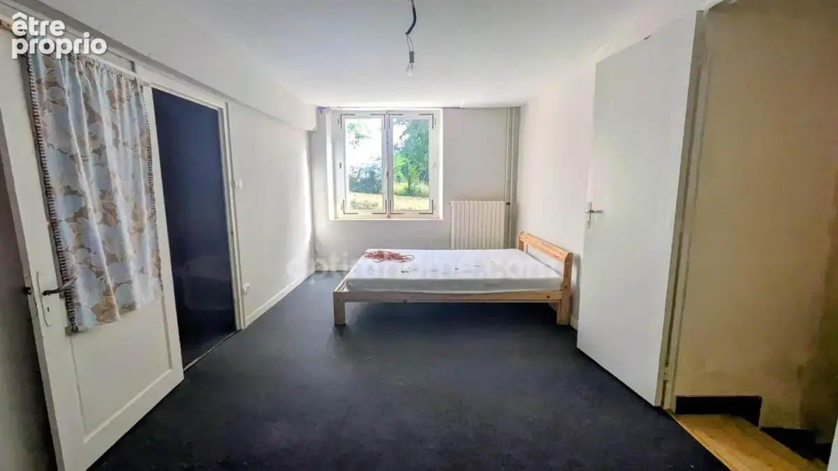 Rare sous les 100k€ : Authentique longère percheronne à restaurer, cheminée d'époque et terrain arboré 1 500 m² — Proche Bellême - photo 8