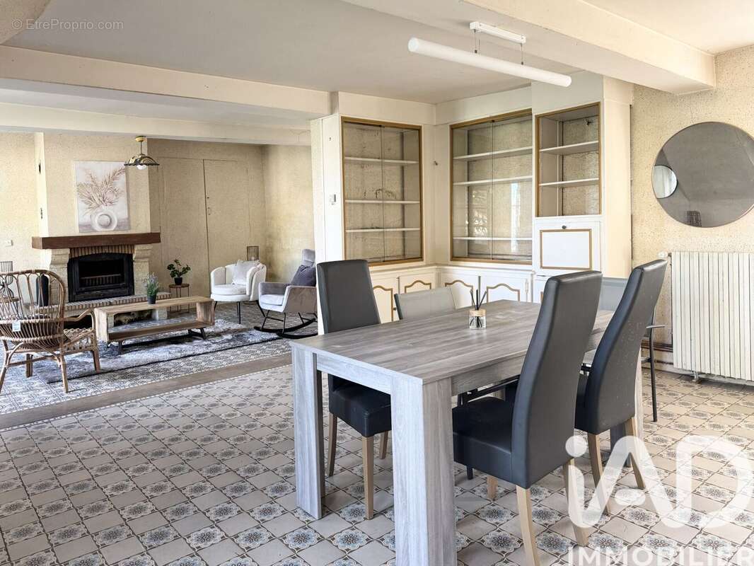 Photo 3 - Maison à COMPIEGNE