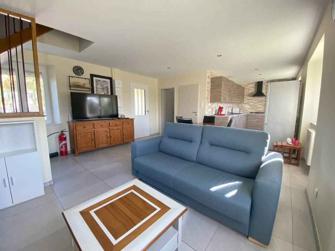 Maison à MAXEY-SUR-MEUSE