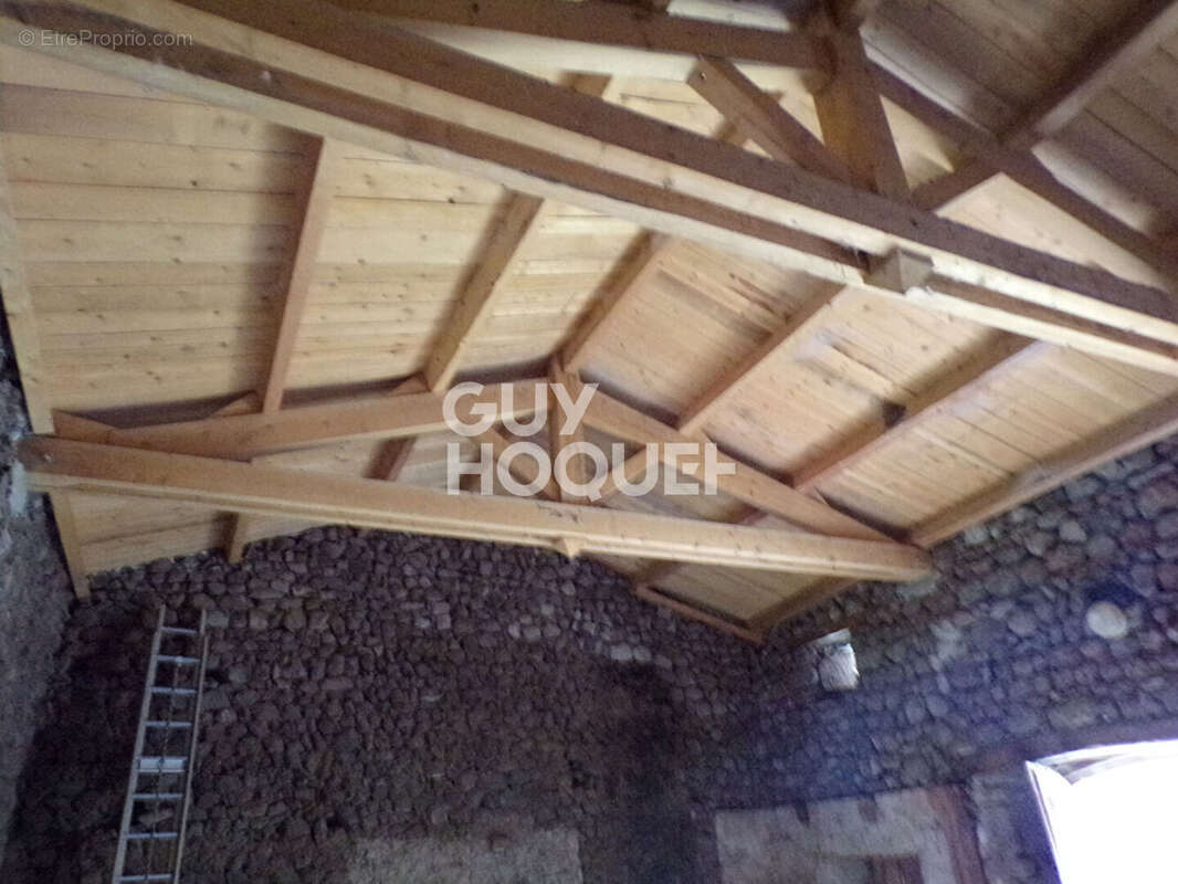 Maison à SIAUGUES-SAINTE-MARIE