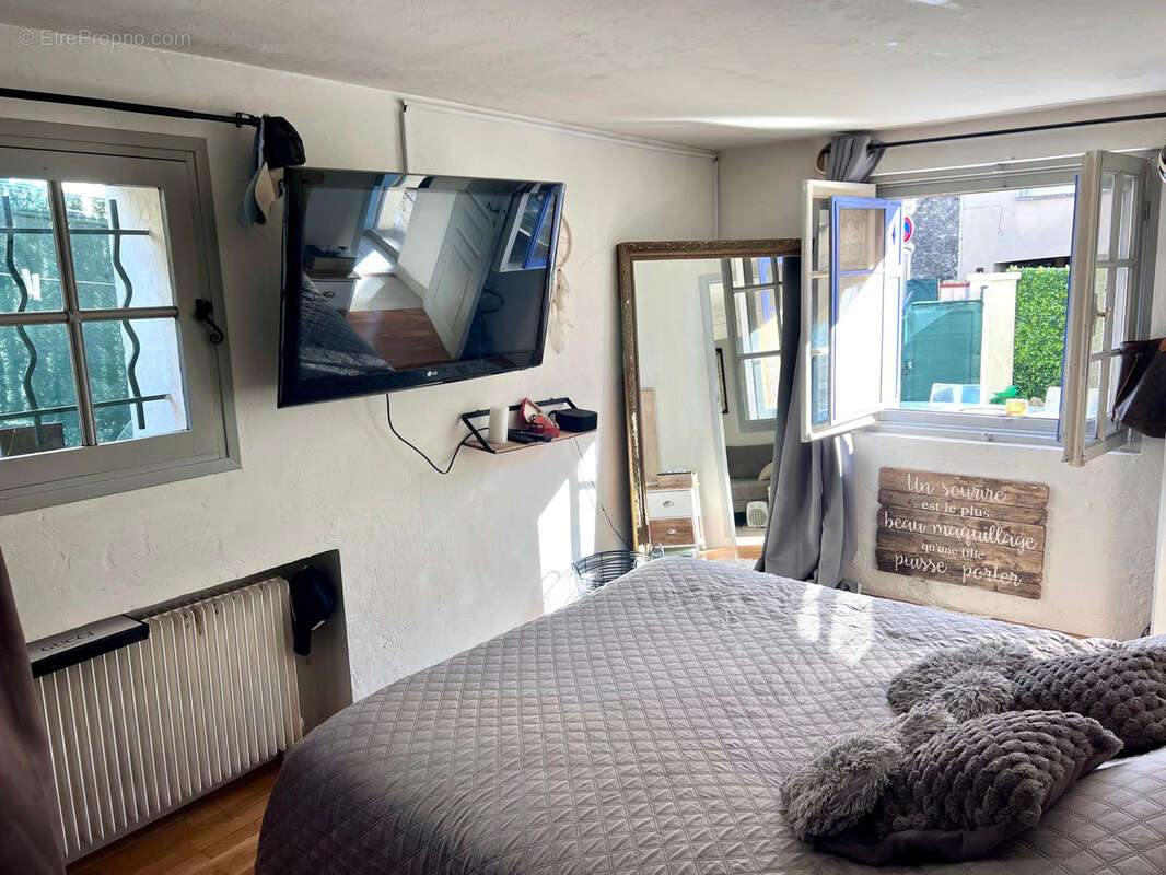 Appartement à LA COLLE-SUR-LOUP