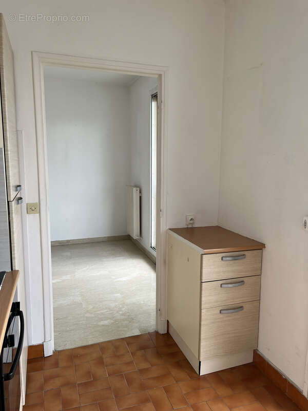 Appartement à MARSEILLE-5E
