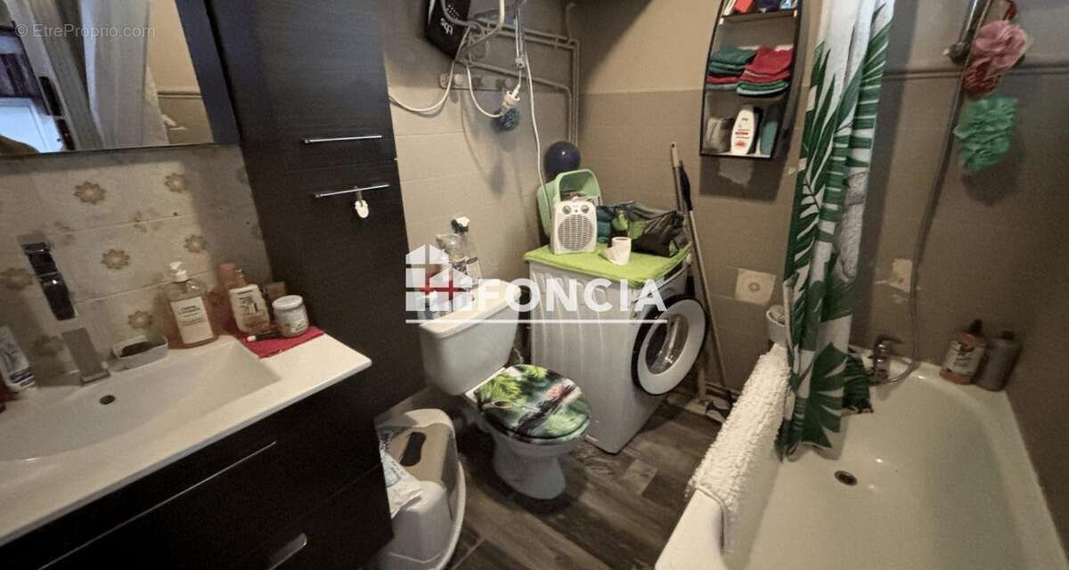 Appartement à LUNEL