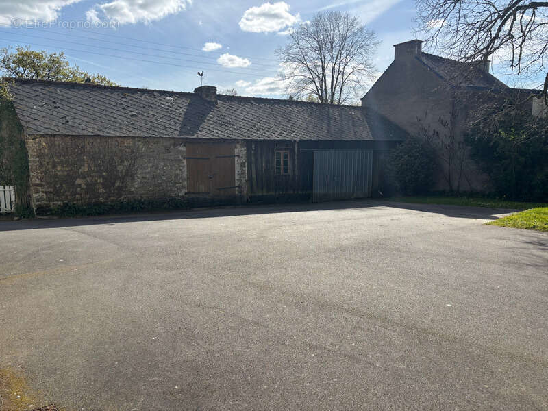 Maison à BAINS-SUR-OUST