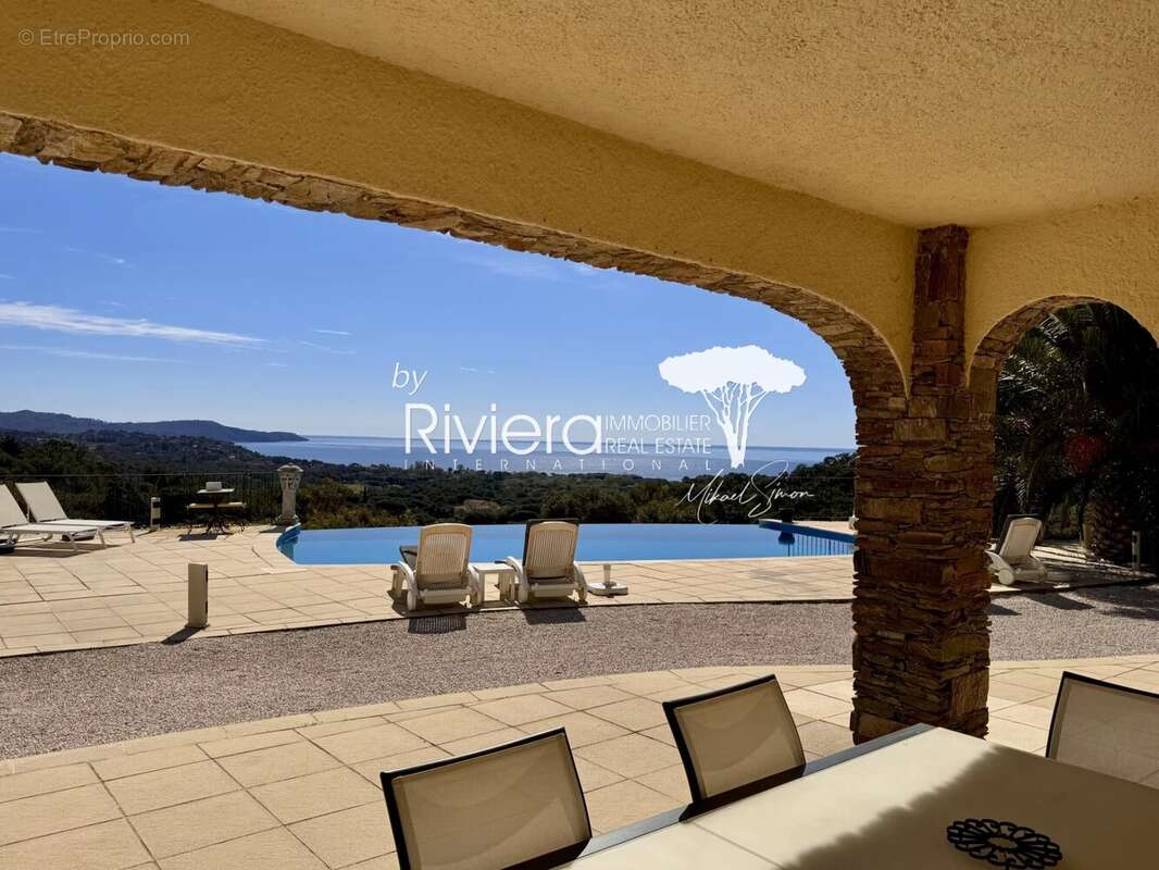 Maison à CAVALAIRE-SUR-MER