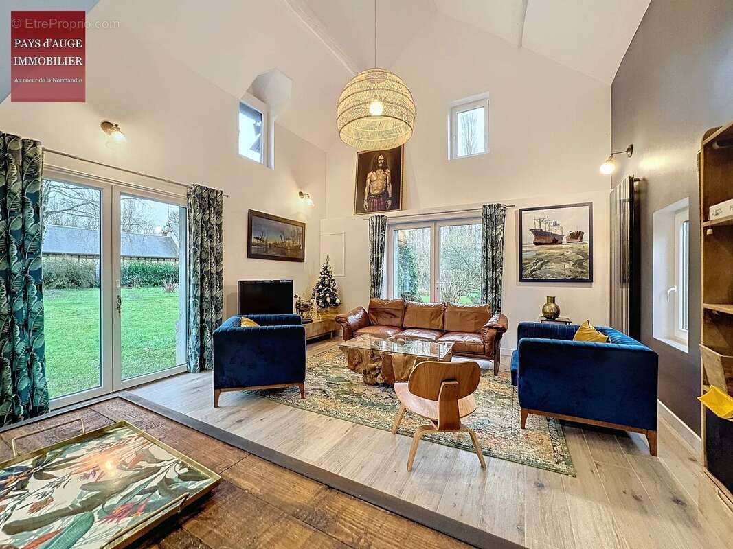 Maison à NEUVILLE-SUR-TOUQUES