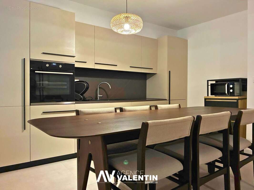 Appartement à ARS-SUR-MOSELLE