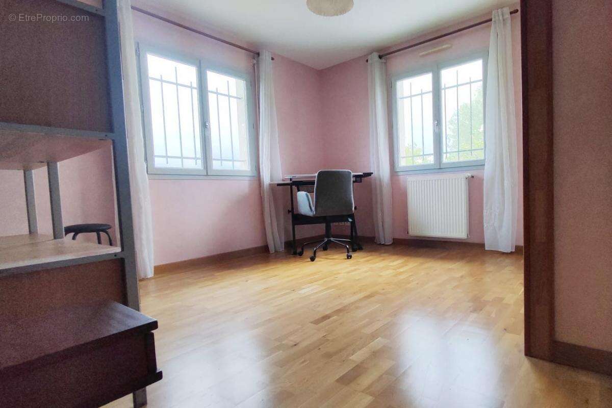 Maison à MONEIN