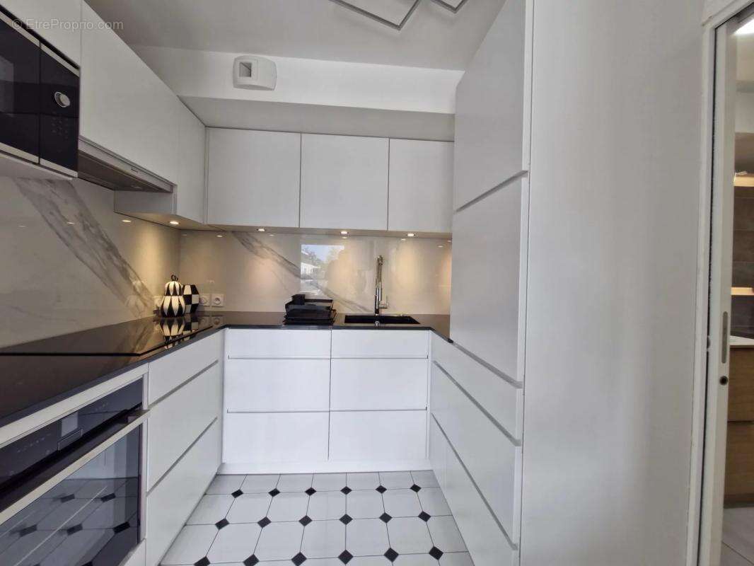 Appartement à LE BOURGET-DU-LAC